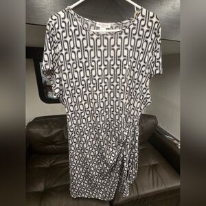 Black & White Geometric Midi Dress by Stitch Btween